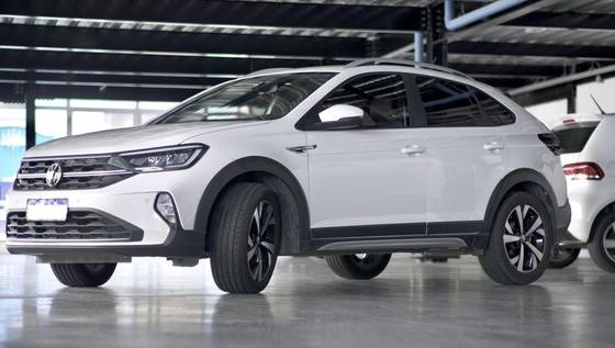 VOLKSWAGEN NIVUS 1.0 200 TSI TOTAL FLEX HIGHLINE AUTOMÁTICO